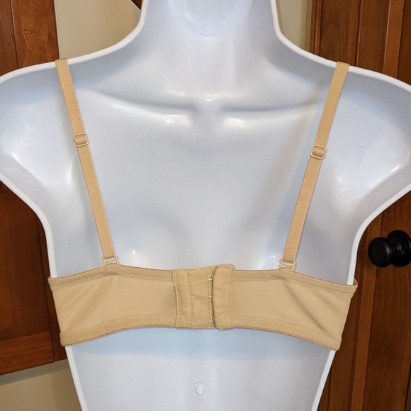 Le Mystere Sculptural Strapless Convertible Push-up Bra - Picture 6 of 10